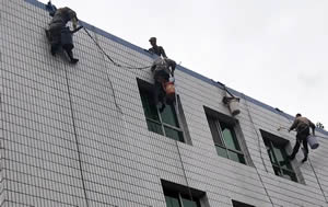 兰州蜘蛛人外墙清洗